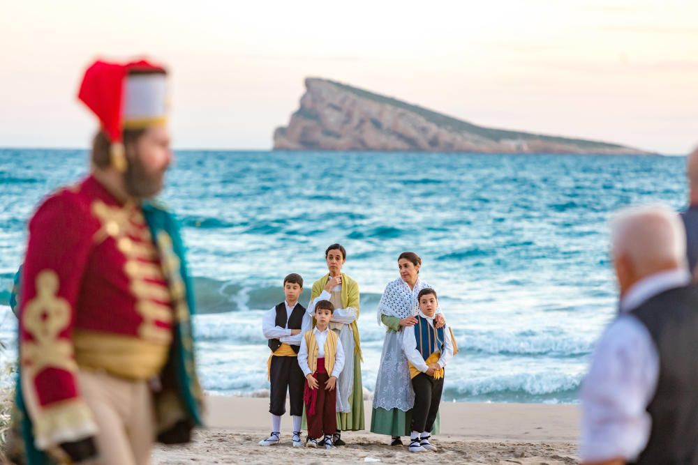 Representación del Hallazgo en la playa de Poniente de Benidorm