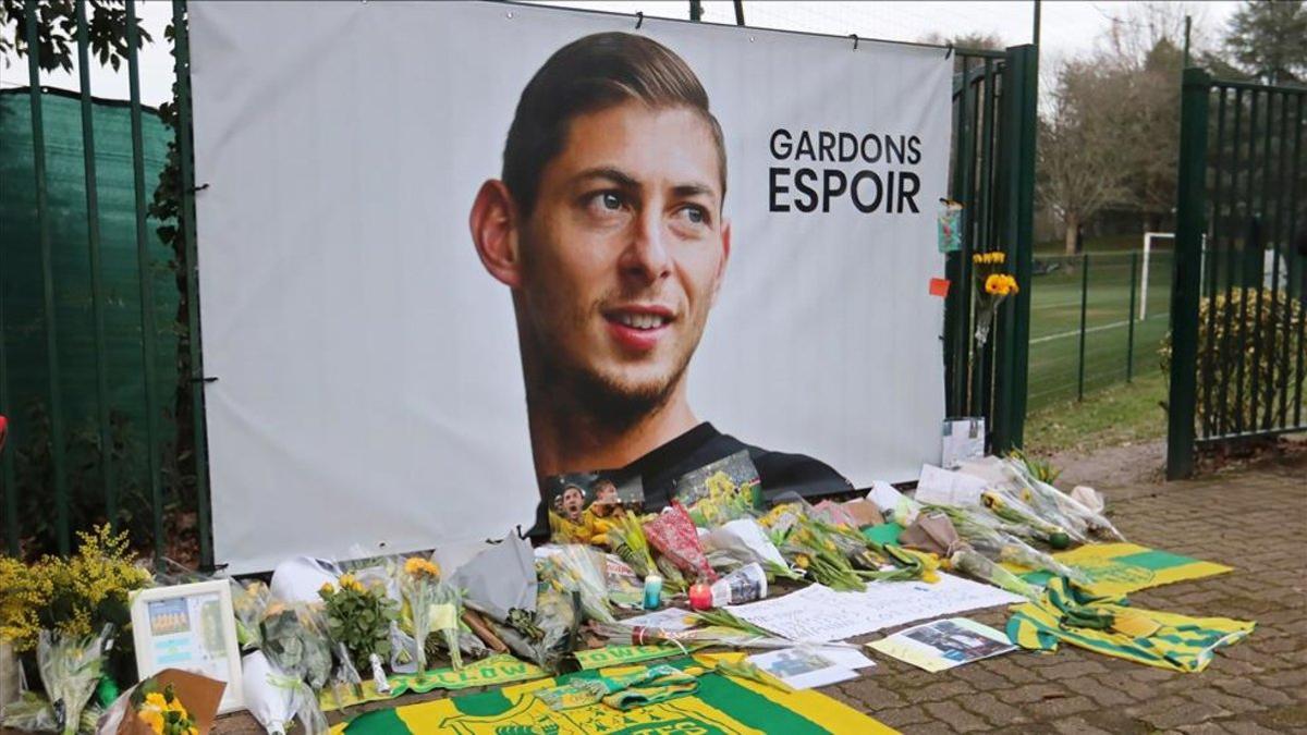 Tributo del Nantes a Emiliano Sala