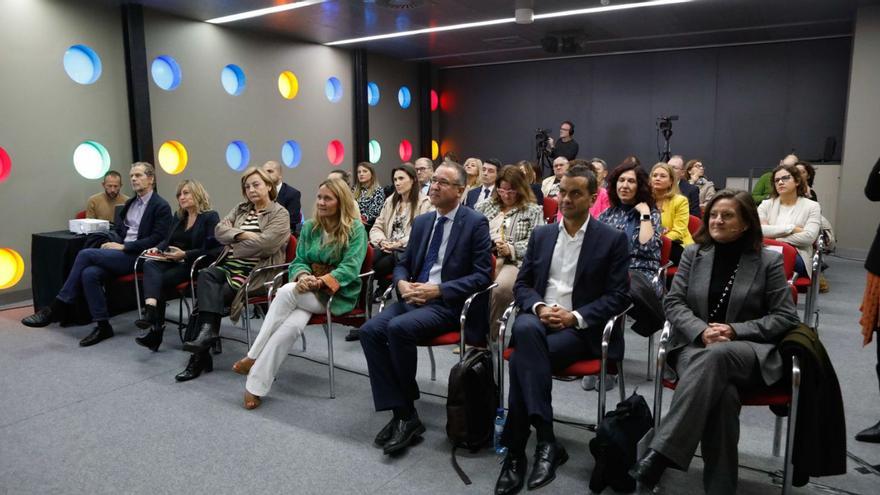 Siete de cada diez mayores de 80 años ya recibieron la cuarta dosis contra el covid