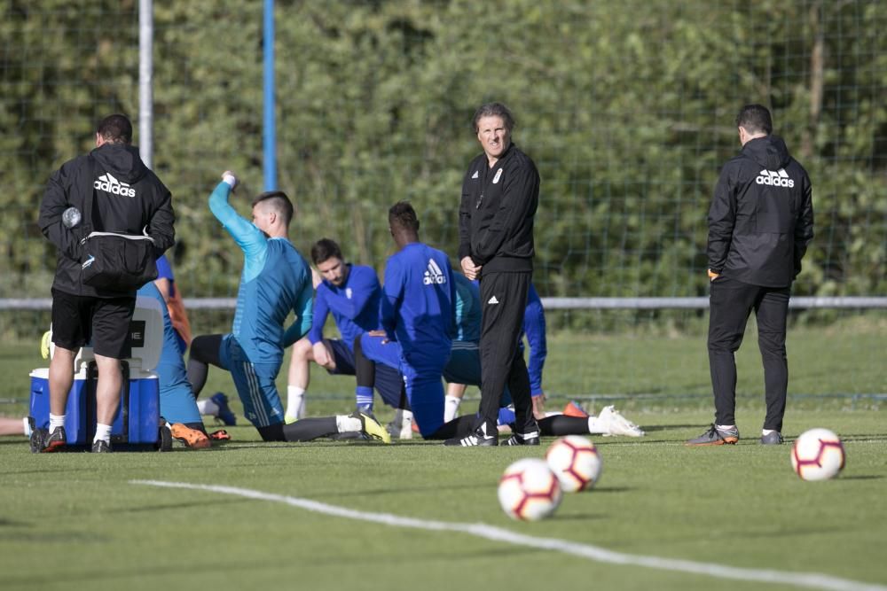 Primer día de Egea en el Oviedo tras su vuelta.