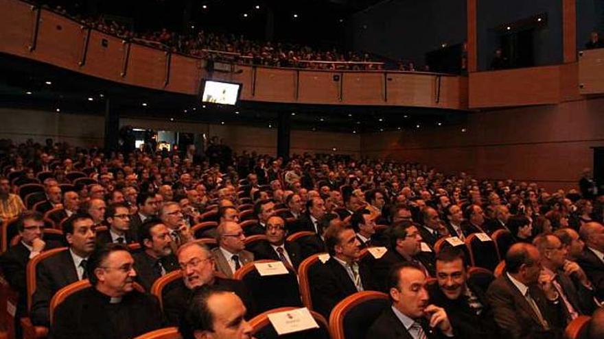 El público acude cada vez más al Teatro Calderón.