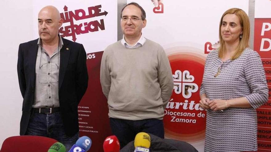Miguel Ángel Río, Antonio Jesús Martín y Mari Luz Fernández del Campo.