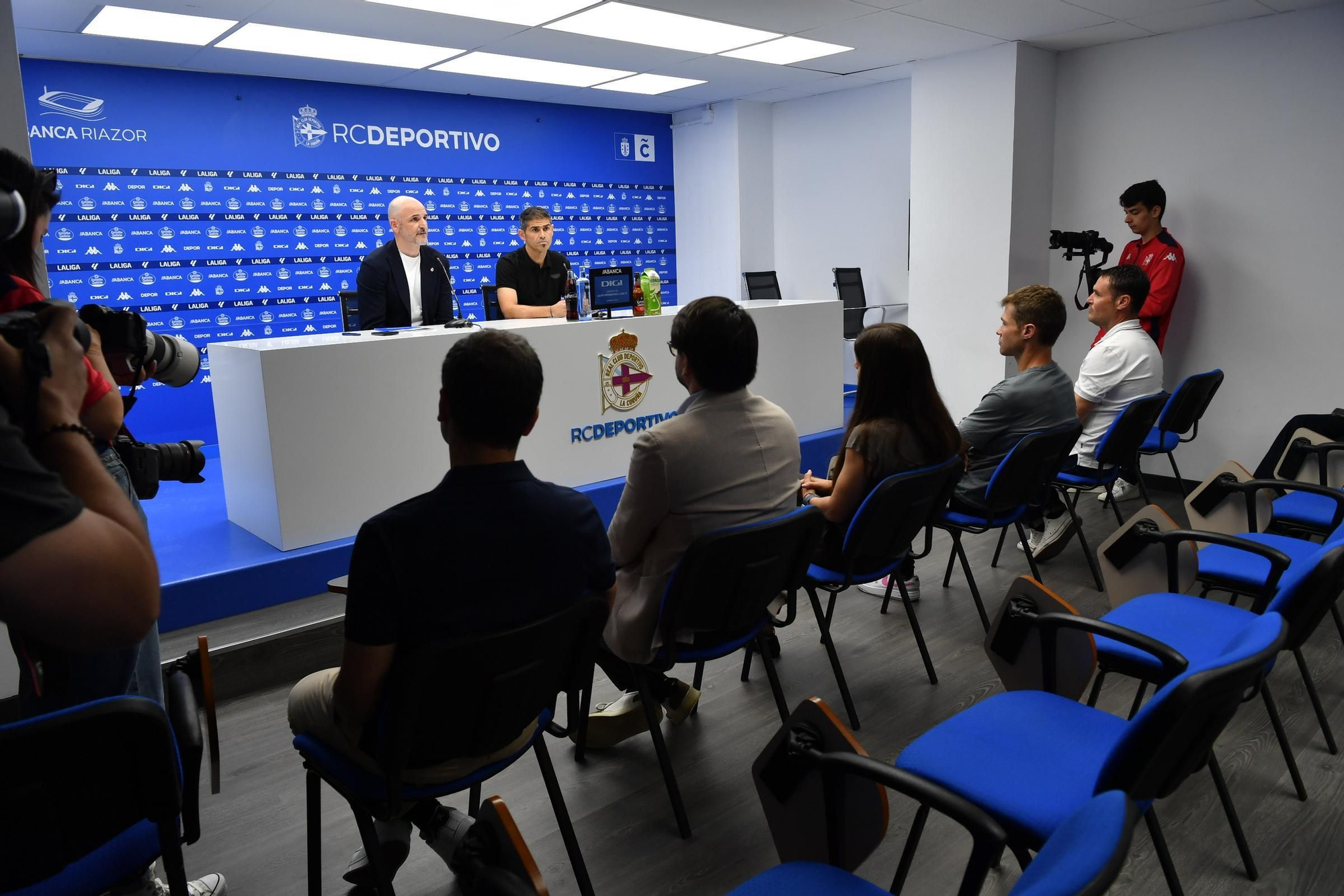 Presentación de Antonio Hidalgo como entrenador del Deportivo