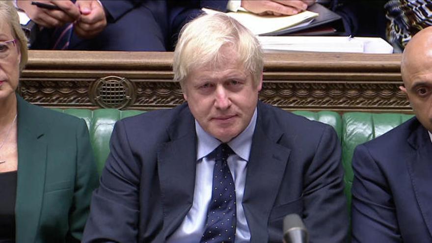 Boris Johnson pierde la mayoría parlamentaria por la deserción del diputado Phillip Lee