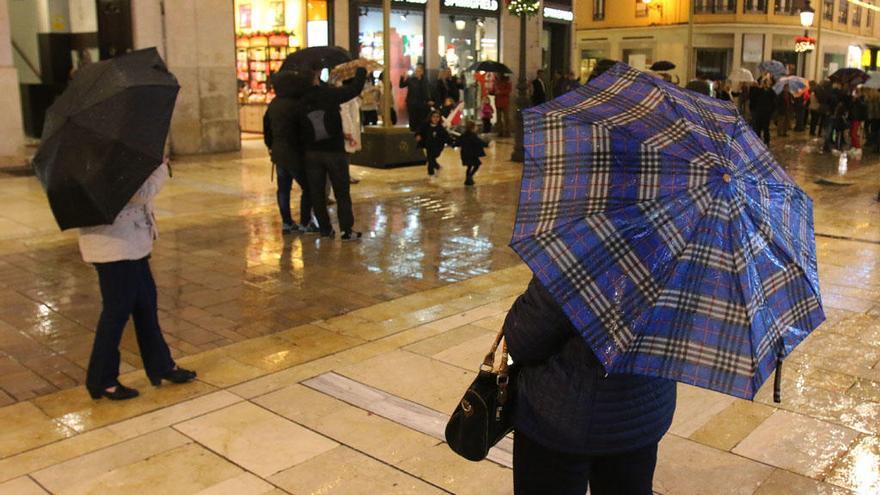 Algunos puntos de la Costa del Sol pasarán un fin de año pasado por agua.