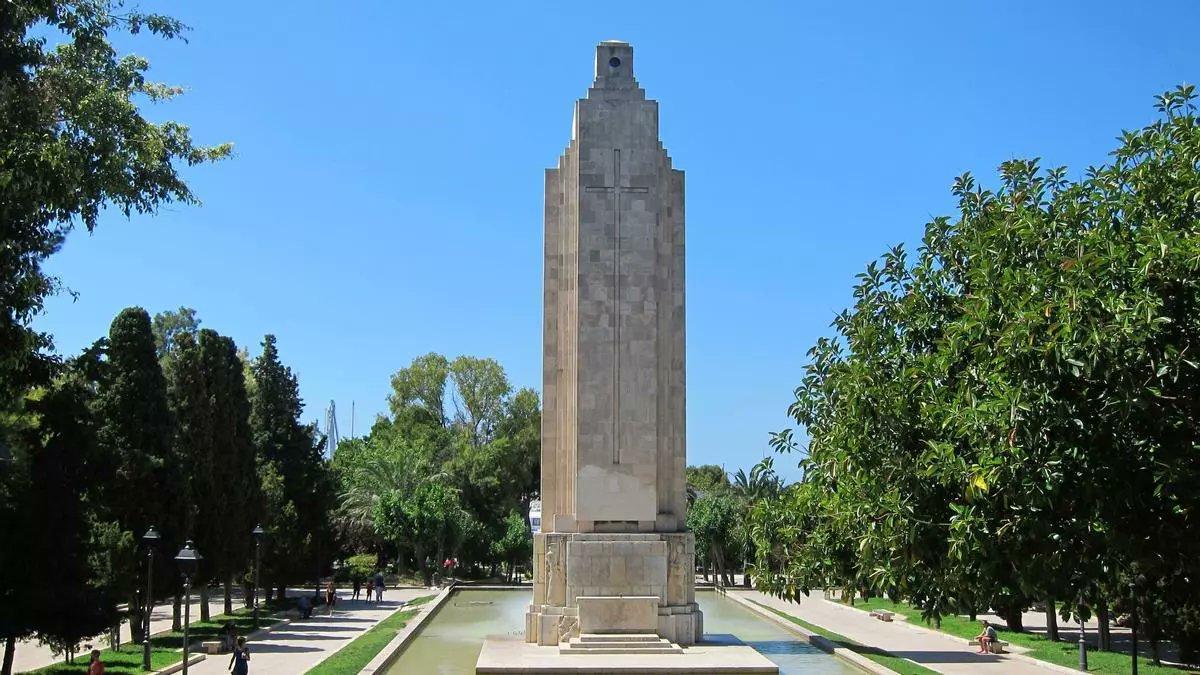 Exigen la retirada del monumento de sa Feixina