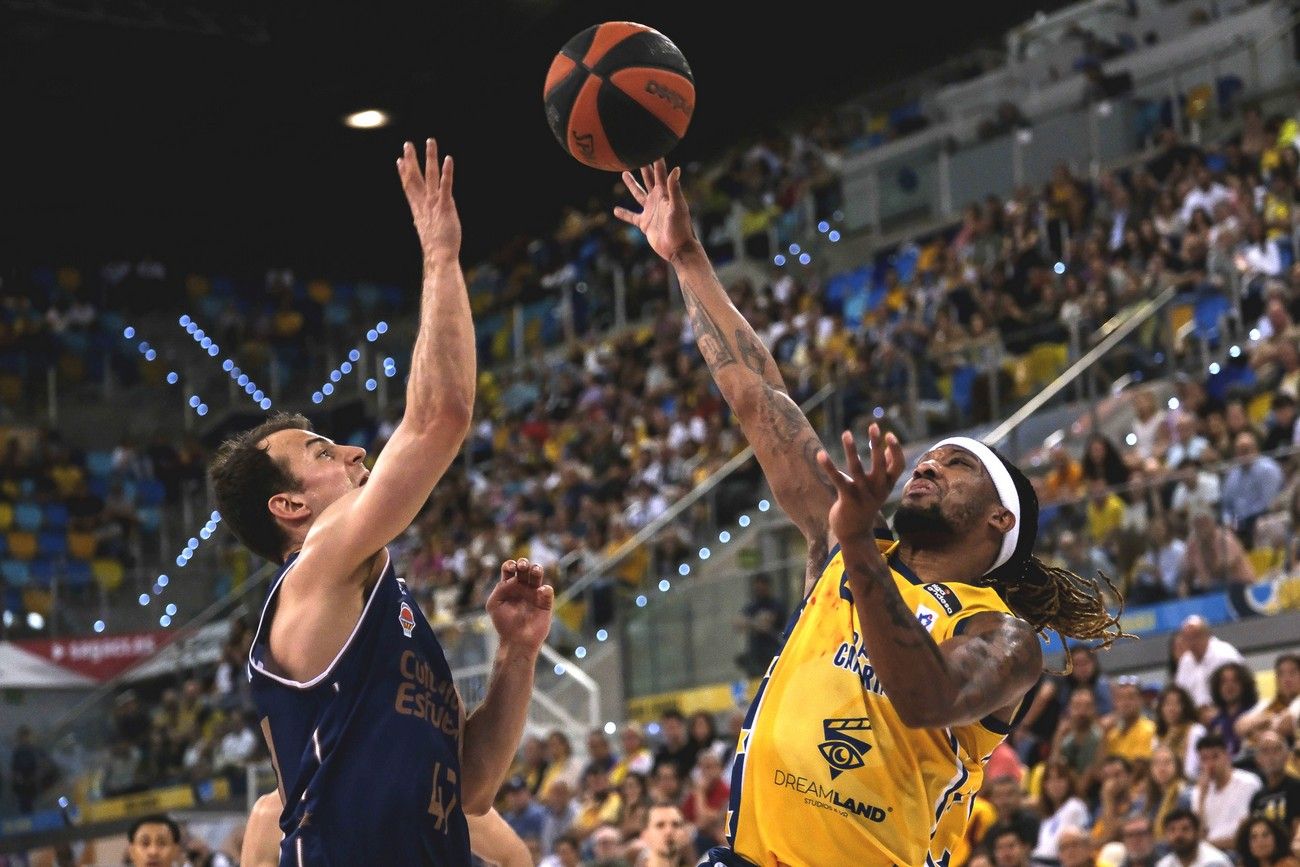 El Dreamland Gran Canaria - Valencia Basket, en imágenes