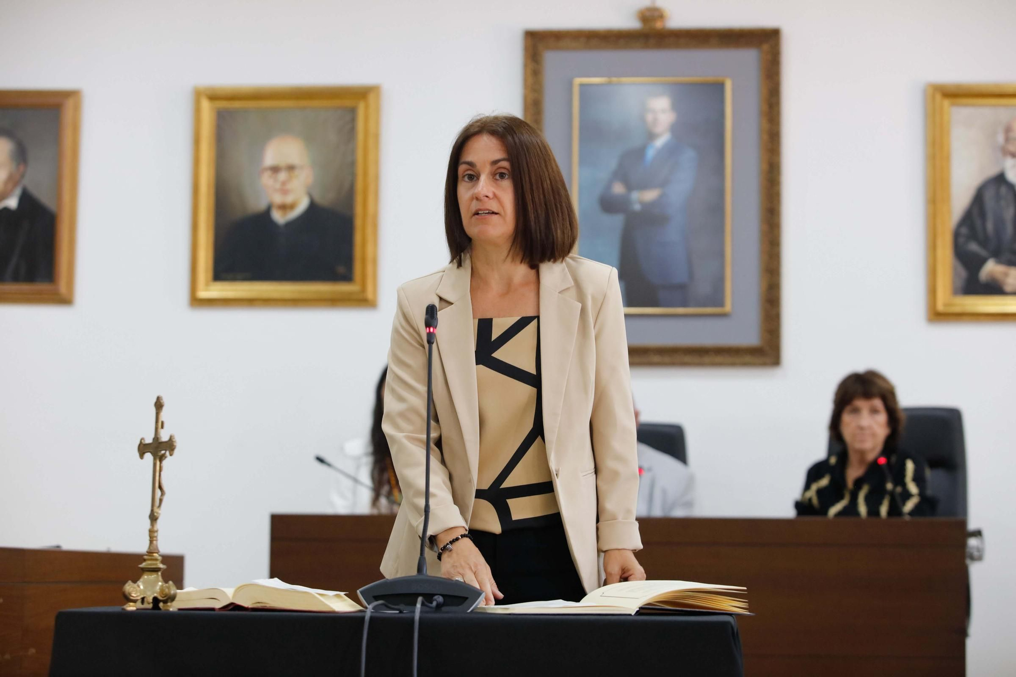 Galería de imágenes de la toma de posesión de Vicent Roig como alcalde de Sant Josep