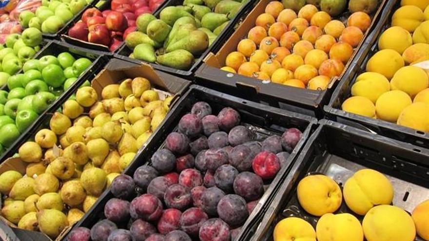 Productos frescos del día, como la fruta, han faltado durante esta mañana en distintos supermercados de la Región.