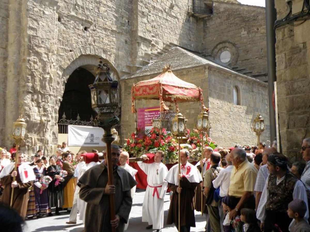 Procesión por Santa Orosia en Jaca