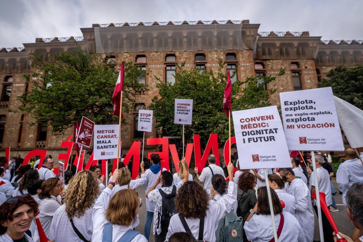 Manifestación de médicos en Barcelona Manifestación de médicos en Barcelona