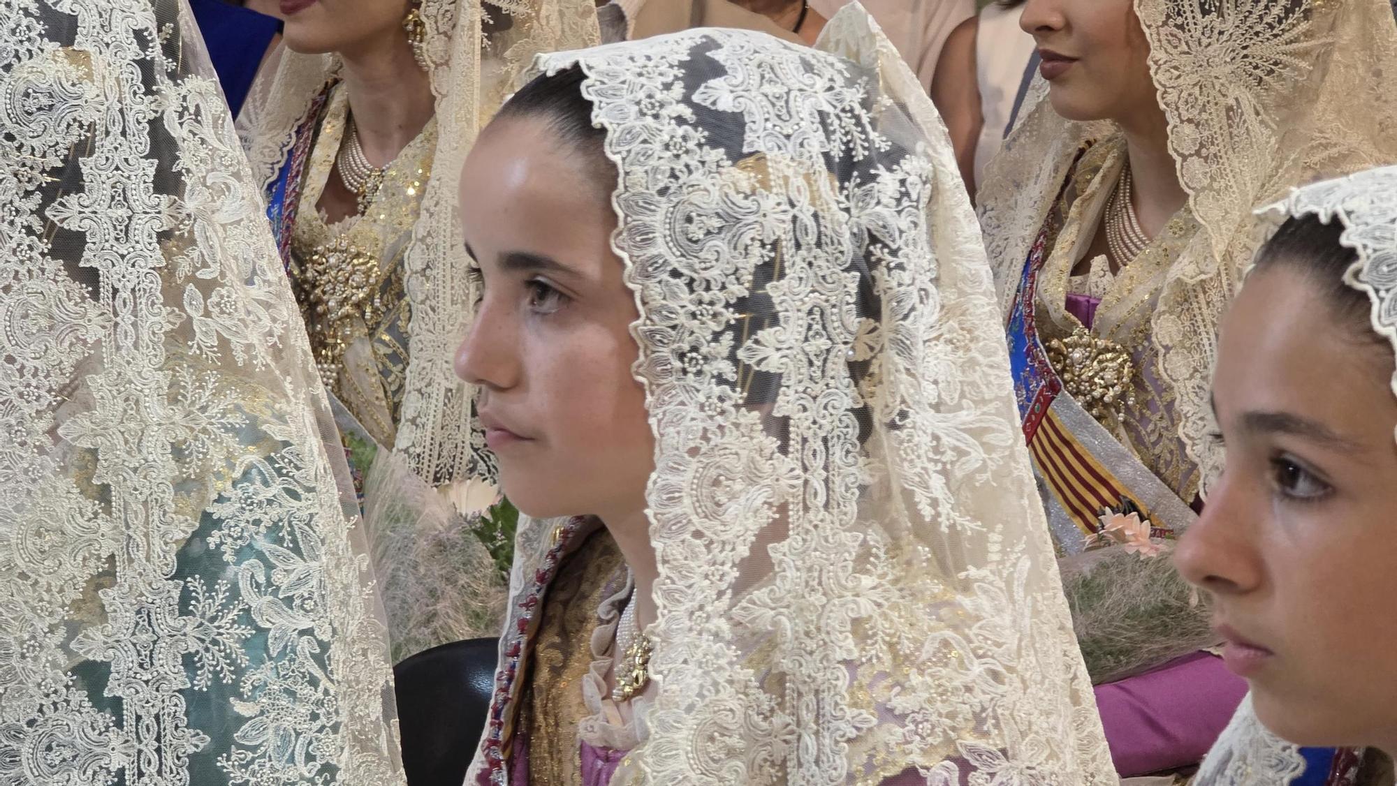 Así ha sido el Besamanos de las falleras mayores y cortes de honor 2025