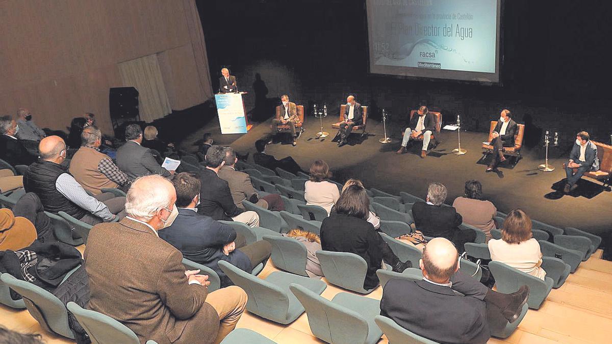 El Foro del Agua de Castellón se ha convertido, tras dos ediciones, en una cita consolidada para los profesionales del sector.