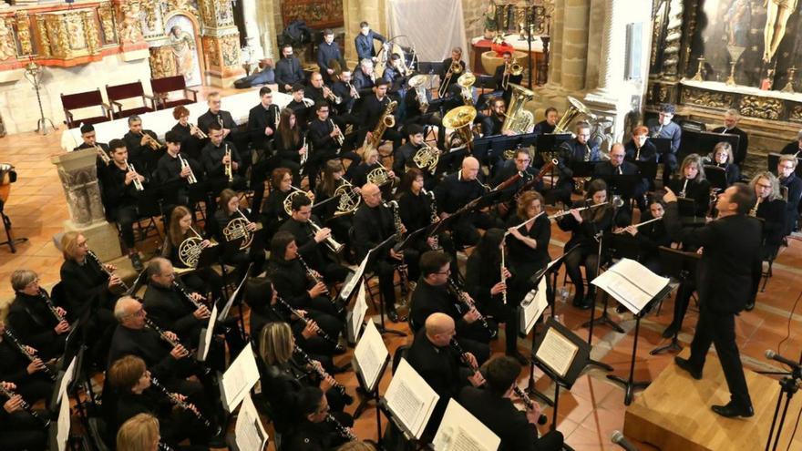 La Banda de Ejea pone música a la Semana Santa