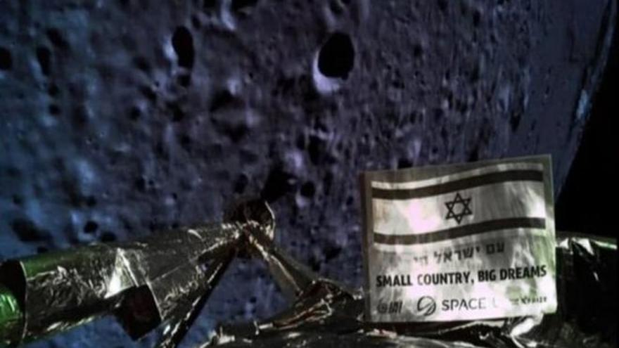La sonda israelí Bersheet fracasa en su intento de aterrizaje en la Luna