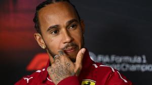 Lewis Hamilton, feliz tras su primer éxito con Ferrari