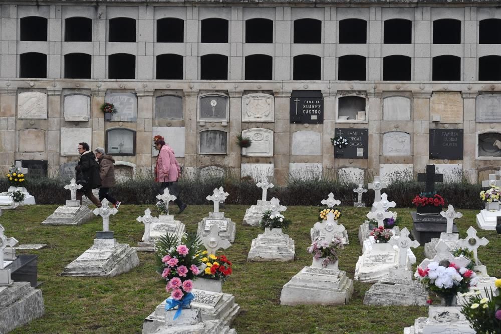 Día de todos los Santos en el cementerio de San Amaro