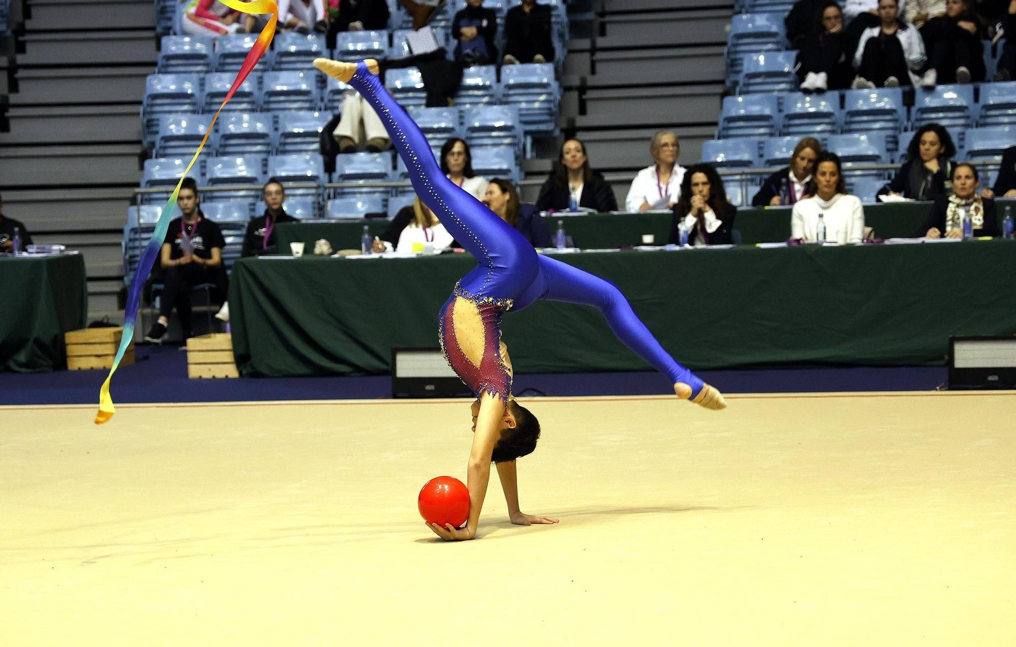 Torneo internacional Viravolta Jael de Ximnasia Rítmica en el Multiusos Fontes de Sar