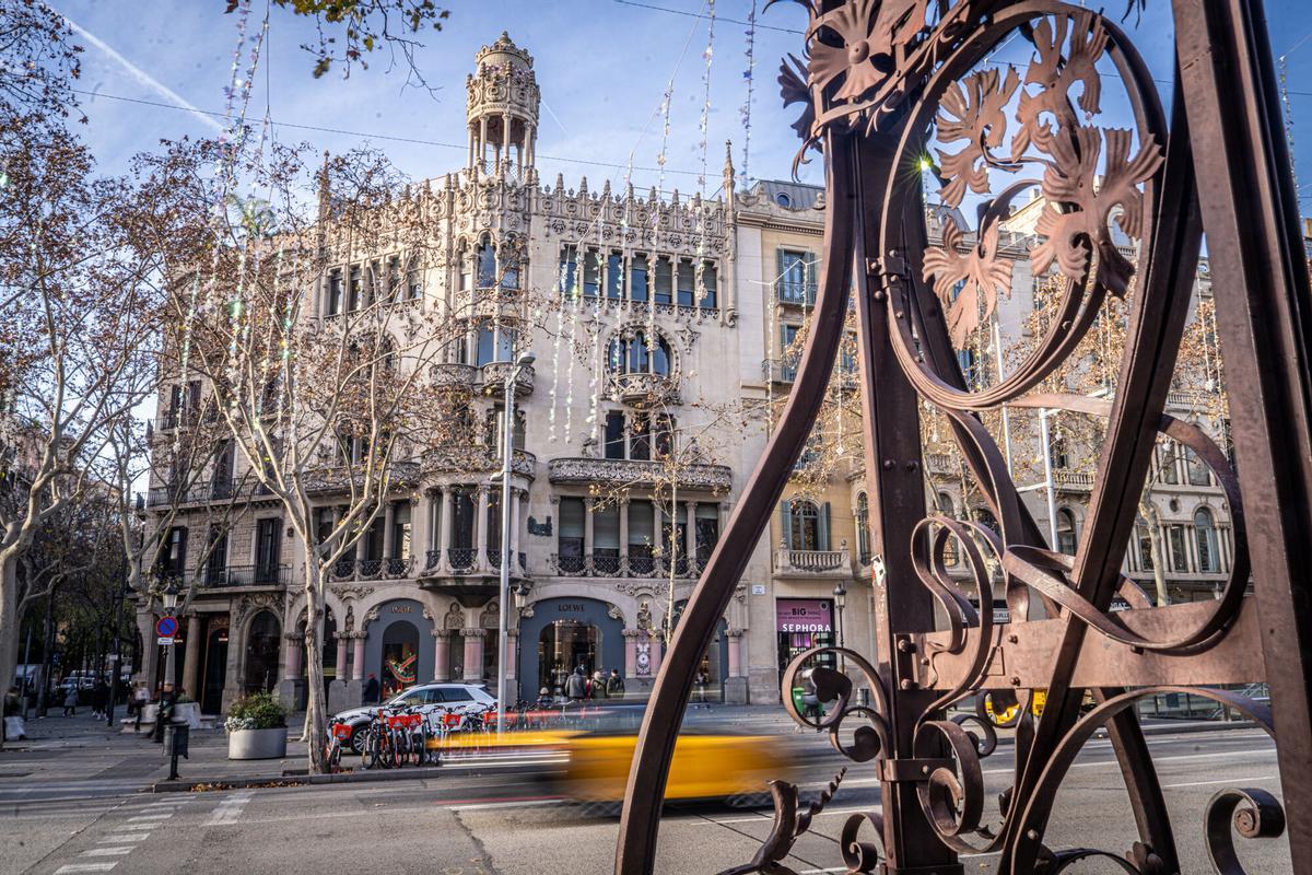 La Casa Lleó i Morera, la única de las tres obras maestras modernistas de la 'Manzana de la discordia' de Barcelona pendiente de abrir al público