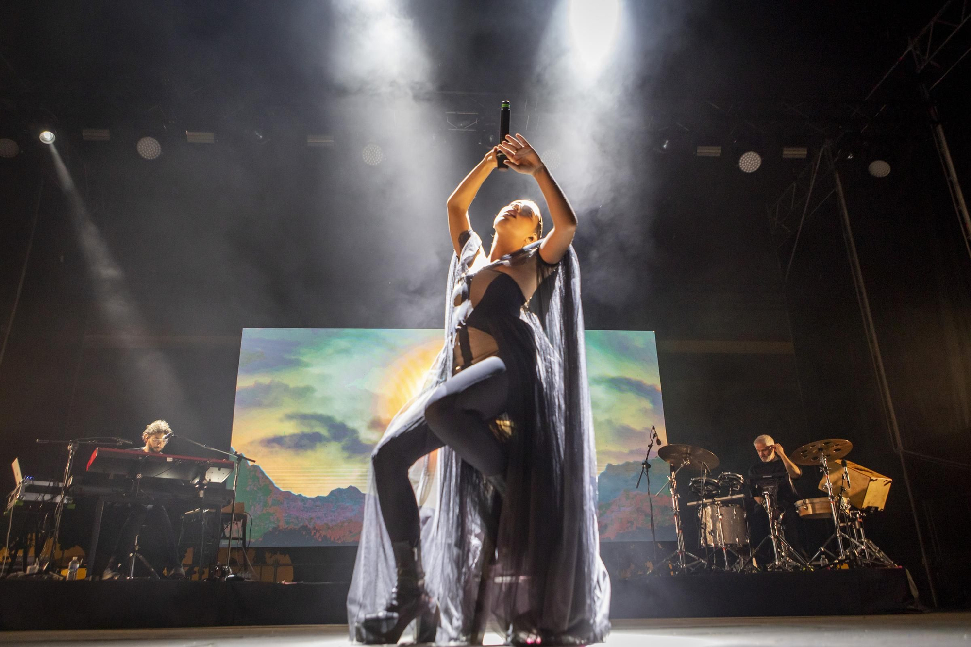 Imágenes del concierto de María José Llergó