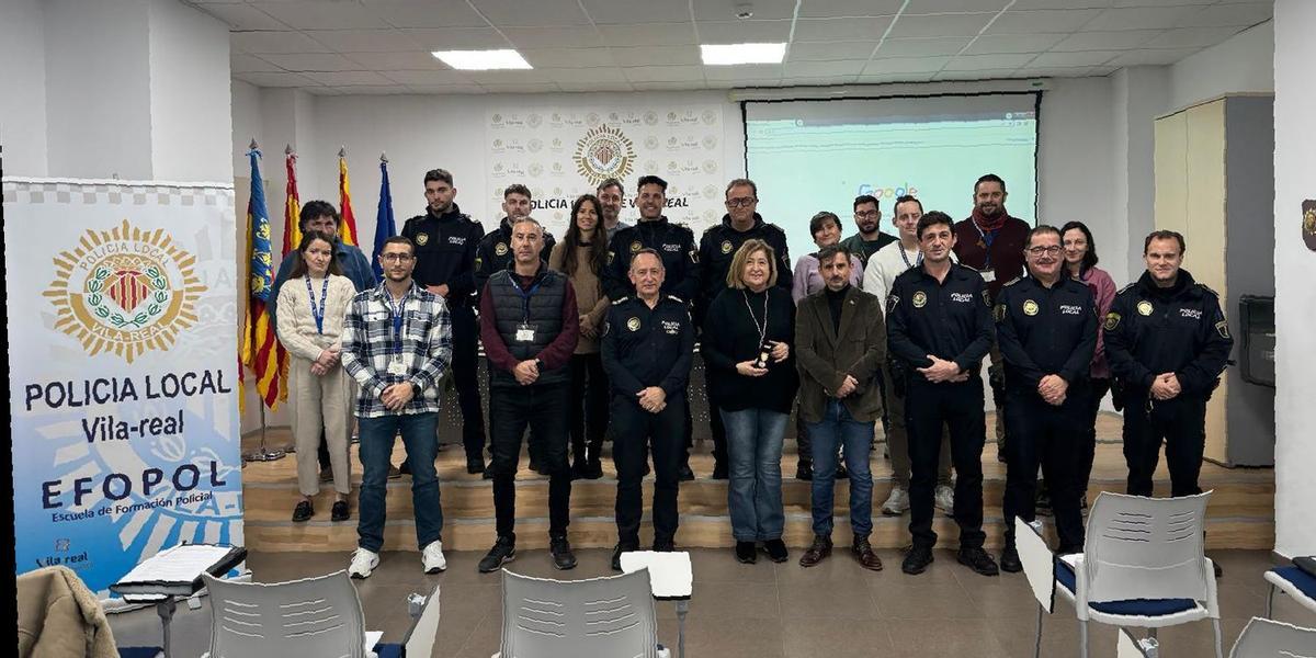 Una docena de agentes y mandos se forman desde este lunes con el nuevo curso impulsado por el Ayuntamiento de Vila-real y la UJI.