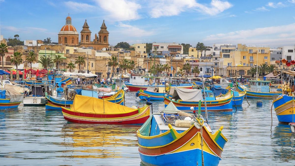 Marsaxlokk Village, un tradicional pueblo pesquero de la costa de Malta