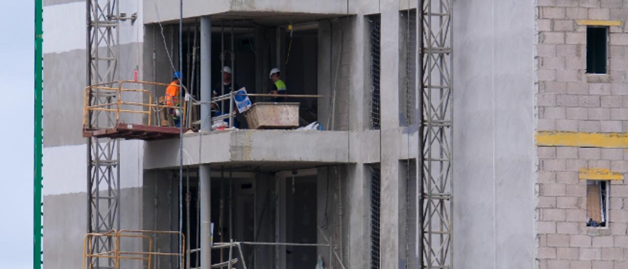 Quien tiene una casa tiene un tesoro