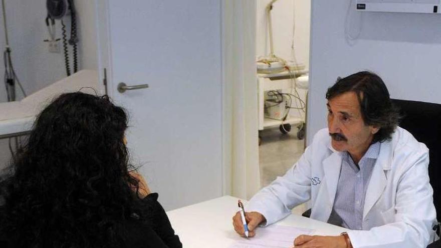 Consulta médica en Pontevedra. // Rafa Vázquez