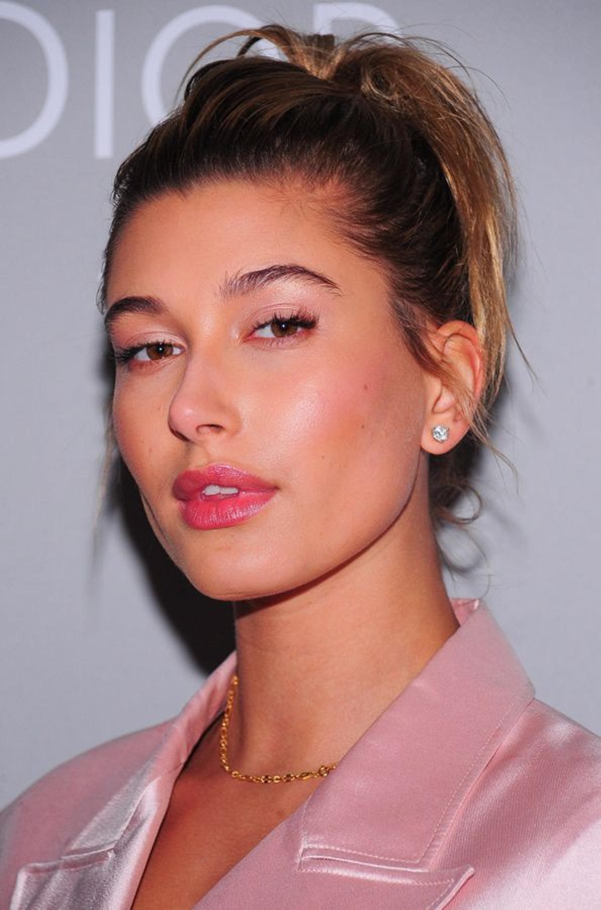 Sombra rosa:Hailey Baldwin