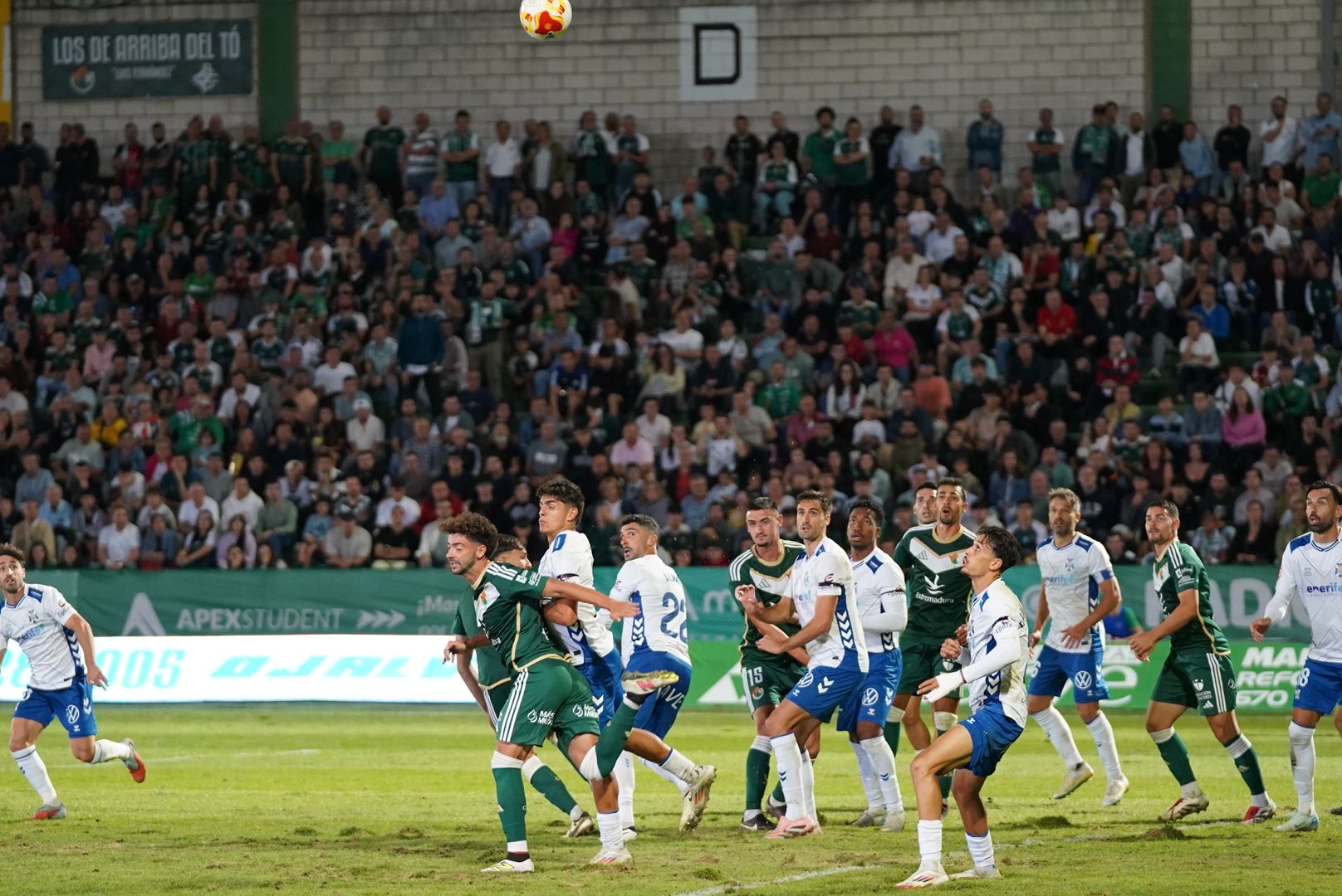 Las imágenes del Cacereño-Tenerife