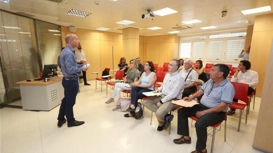 Diputación y ayuntamientos instan a la Generalitat a ir de la mano contra los mosquitos