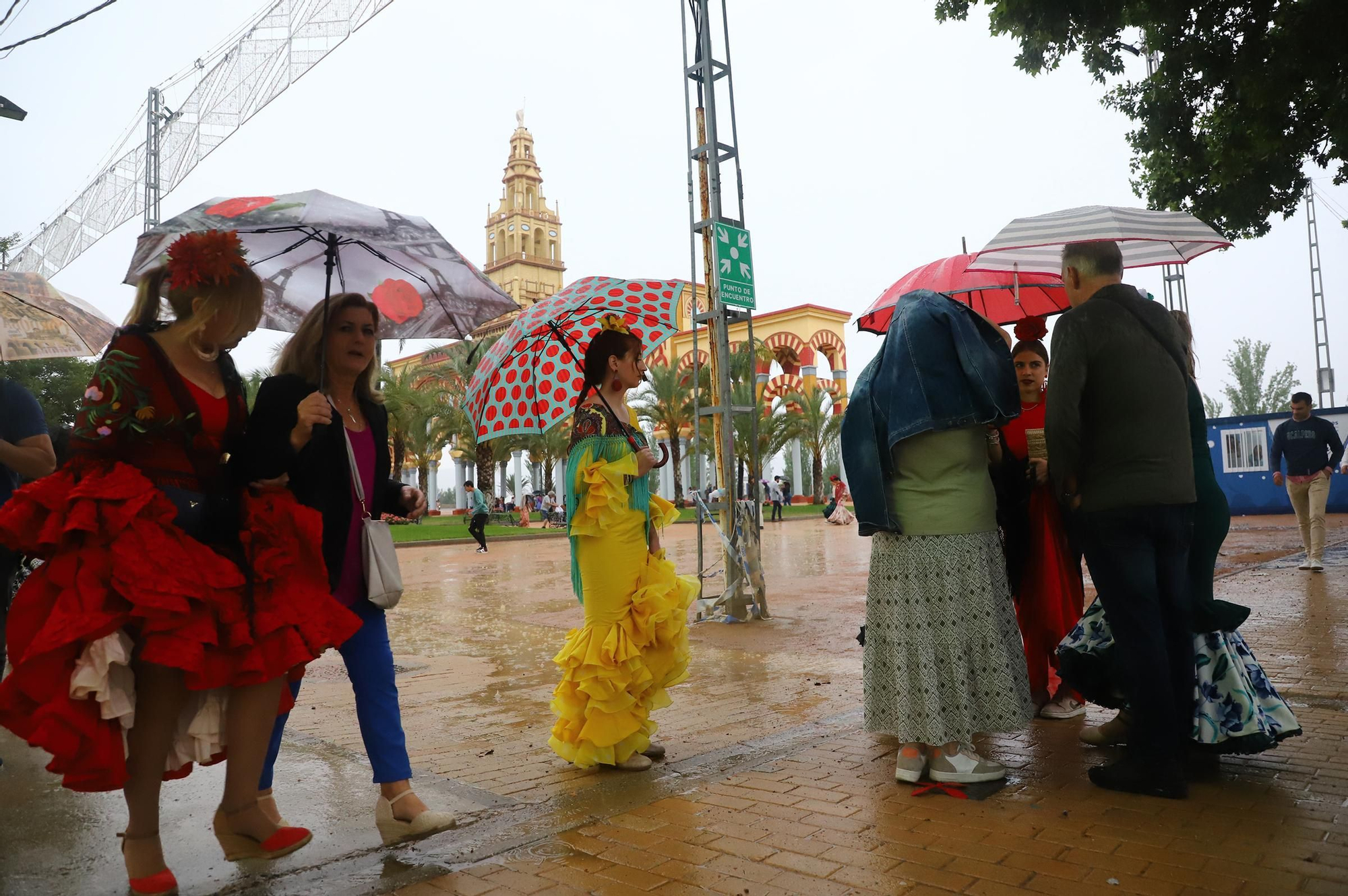 El primer día de Feria marcado por la lluvia
