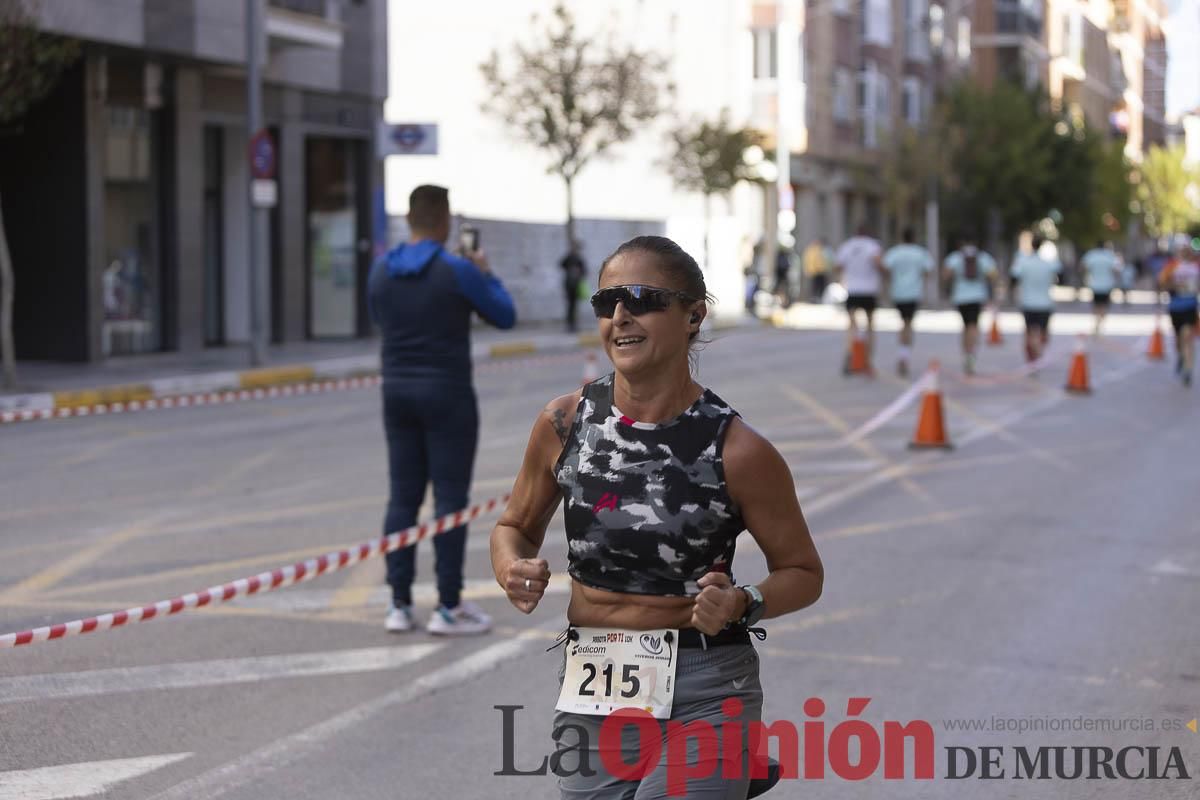 Carrera '10K Assota por ti' en Caravaca (salida y giro primera vuelta)