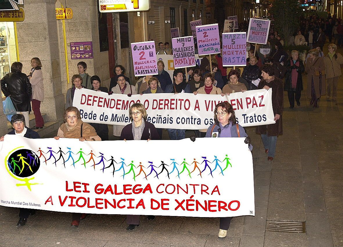 Manifestación celebrada en Vigo en 2002