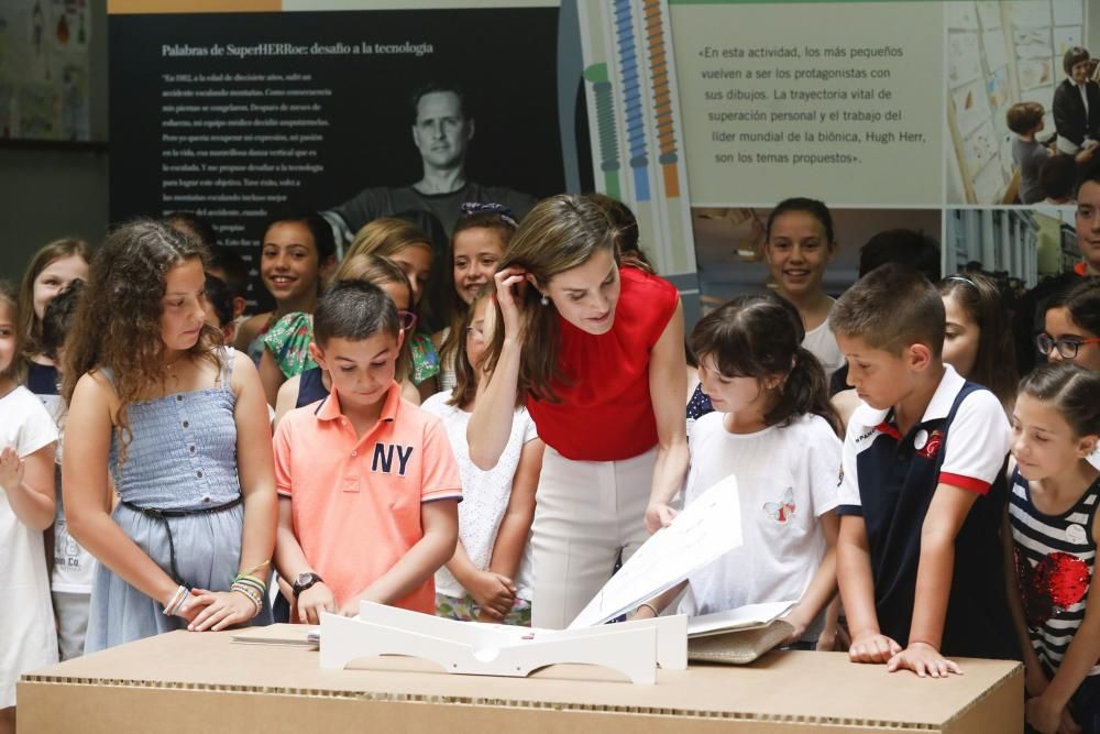 Visita de la Reina Letizia al colegio Quirinal