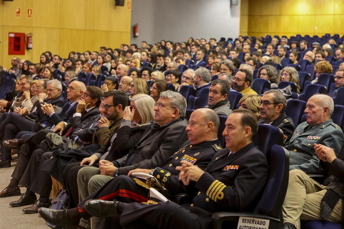 Asistentes a la celebración por Santo Tomás de Aquino en el Paraninfo de la UA