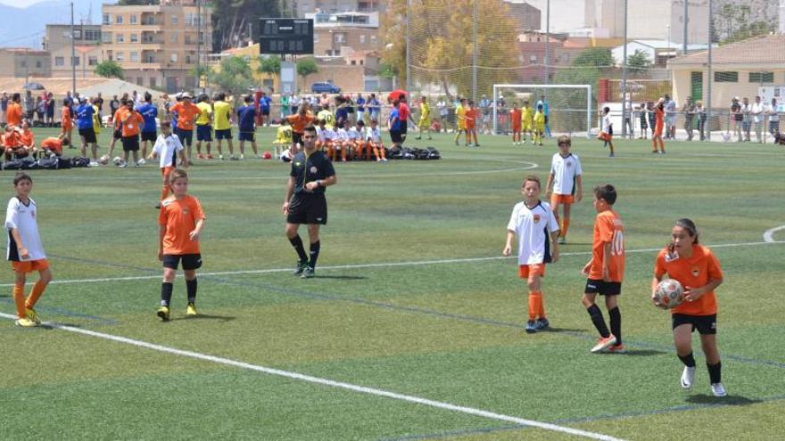 El sábado arranca en Elda el IV Memorial Fernando Tomás de fútbol base