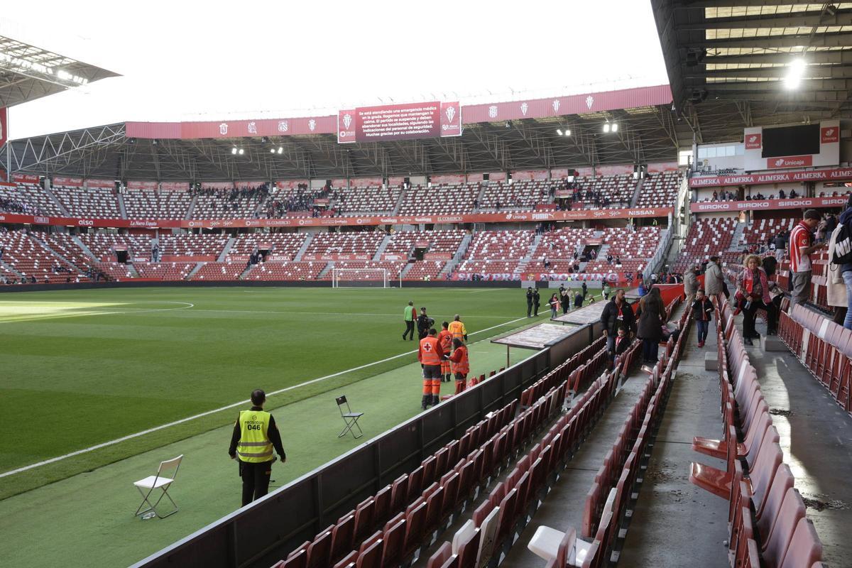 El Molinón, tras el aplazamiento del partido.