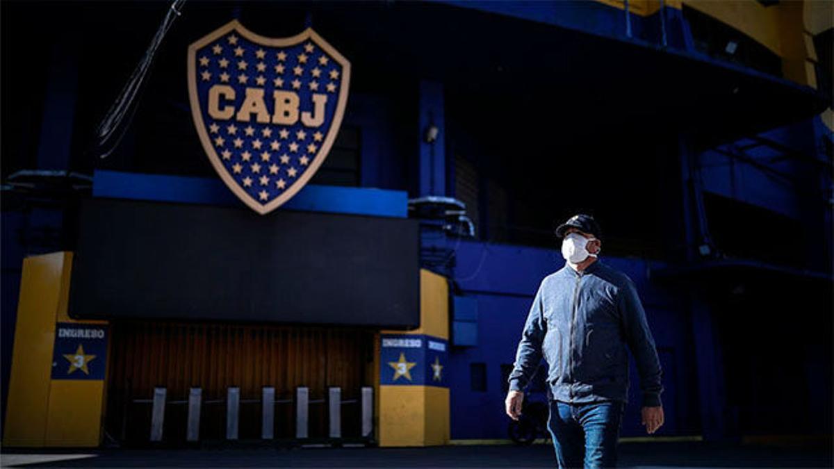El fútbol, en silencio por las calles de La Boca en Argentina