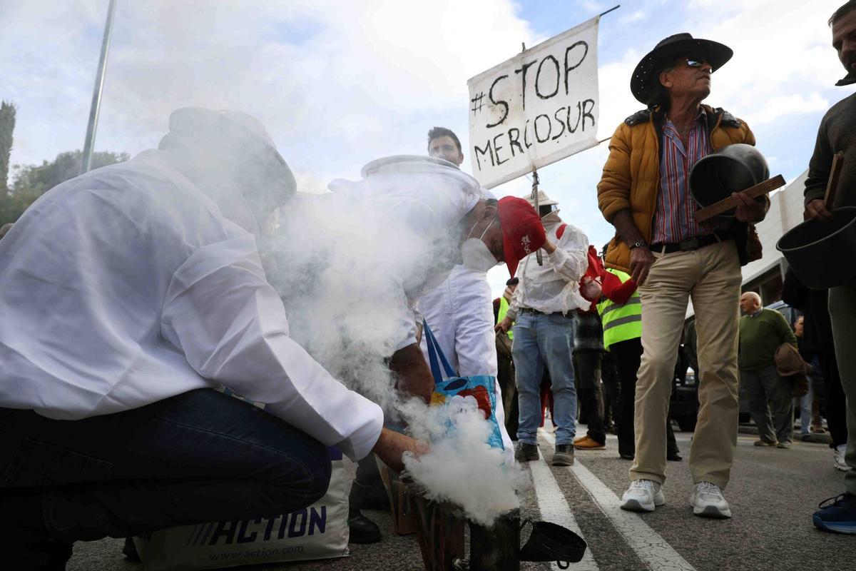 Protestas del campo malagueños, tras la firma del acuerdo Mercosur