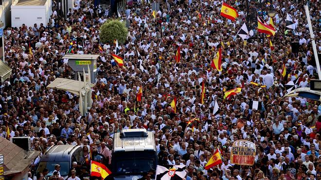 El Gobierno prohíbe la manifestación de apoyo a Ceuta en la plaza de Cibeles de Madrid