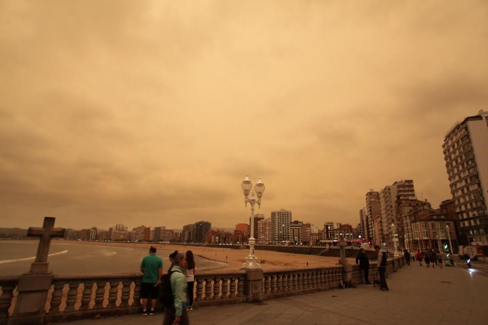 El humo de los incendios llega a Gijón