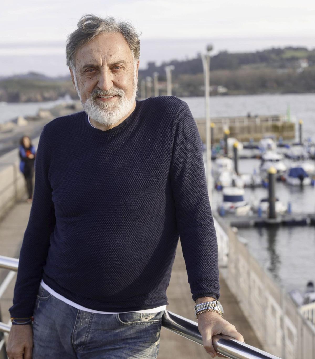 Herminio Menéndez, ayer, en Candás.  |