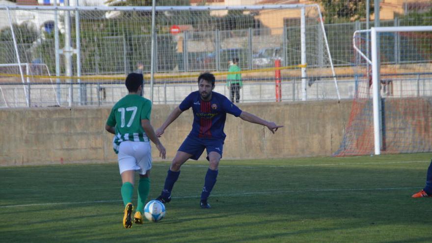 La Jonquera guanya el derbi a l&#039;Escala amb un gol de Massó