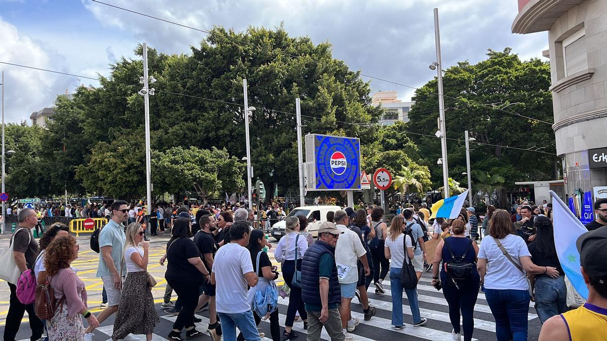 La plaza Weyler de Tenerife a las 11:30h, media hora antes del inicio de la manifestación