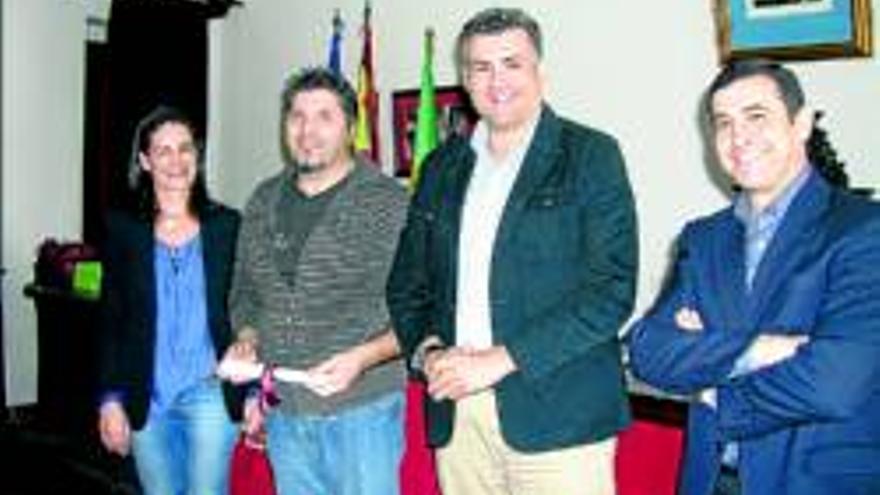 Horno El Molino gana en Coria el concurso de pinchos y tapas
