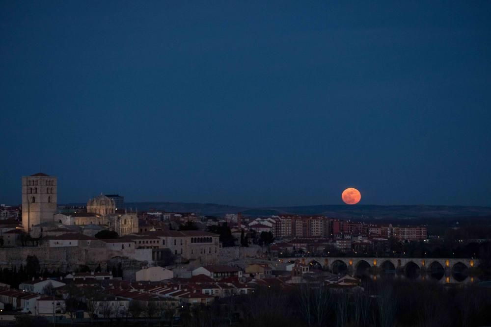 Superluna en Zamora