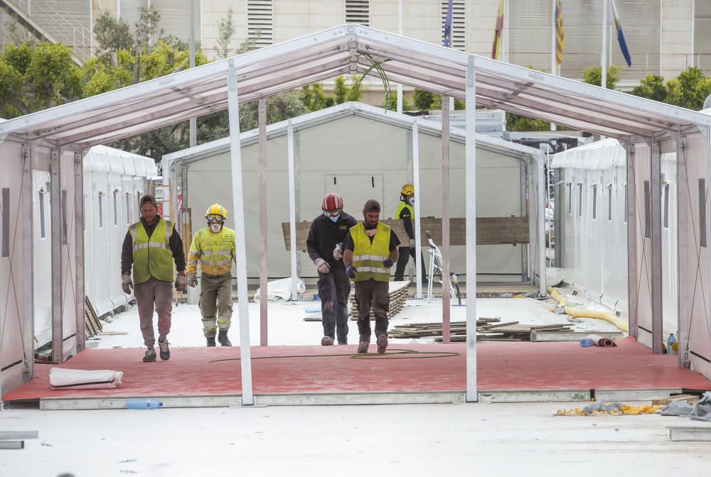 Imágenes del hospital de campaña contra el Covid-19.