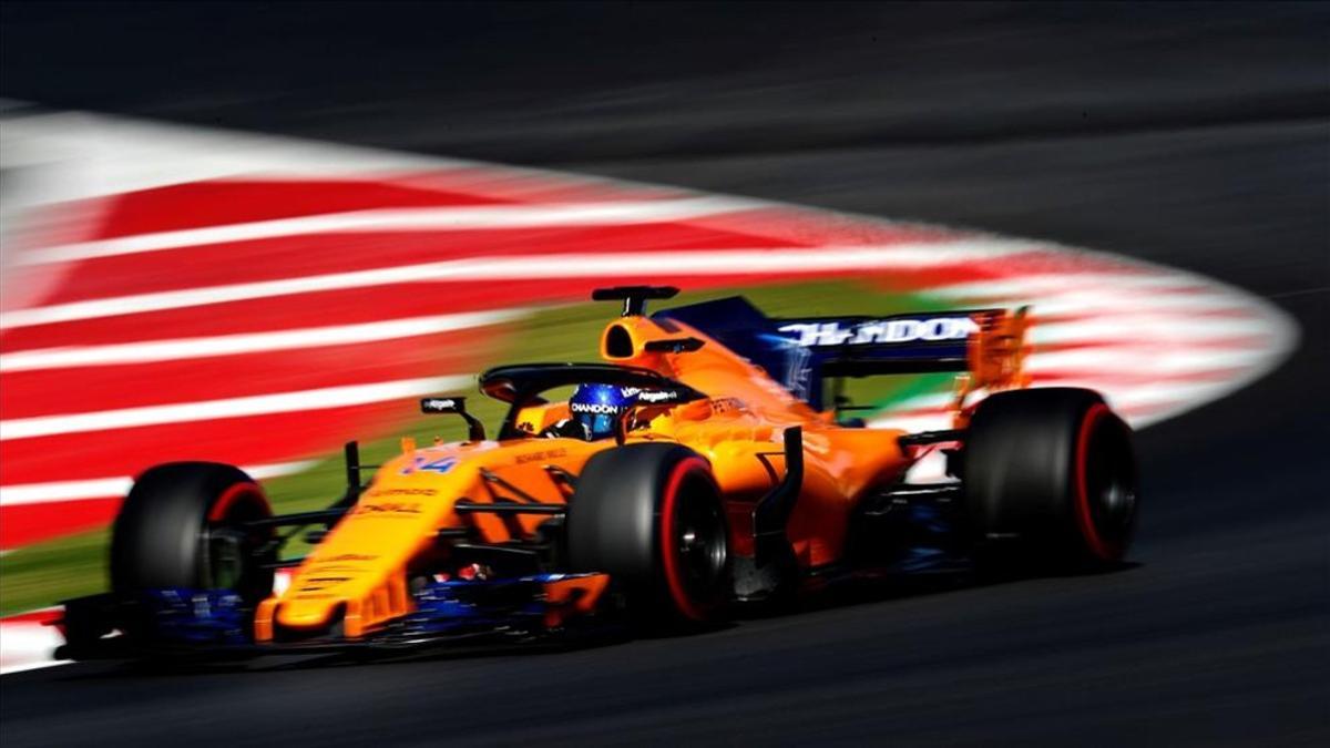 Alonso ha podido rodar solo 54 vueltas en el Circuit