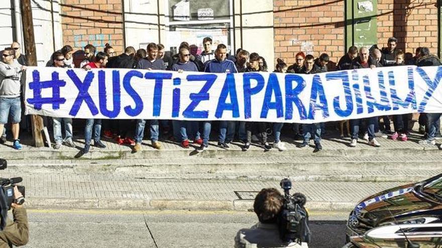 Concentración en A Coruña para pedir justicia por Jimmy // 13FOTOS